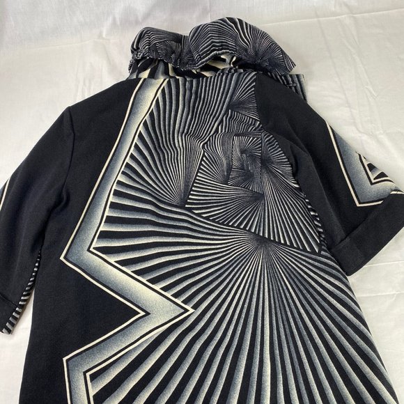 Damee Inc Art geometric striped Lined Mesh Wire Collar Swing Jacket size Medium - Picture 11 of 11